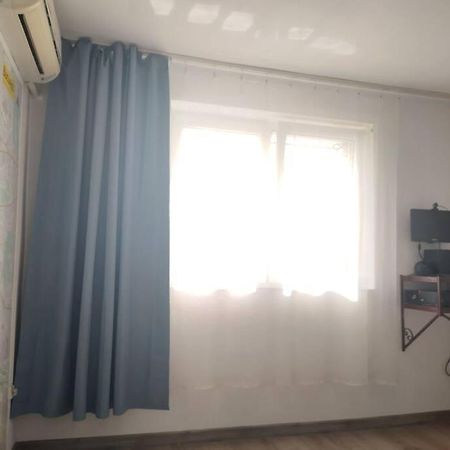 Appartement Mic Dormitor Informativ Turistic à Bucarest Extérieur photo
